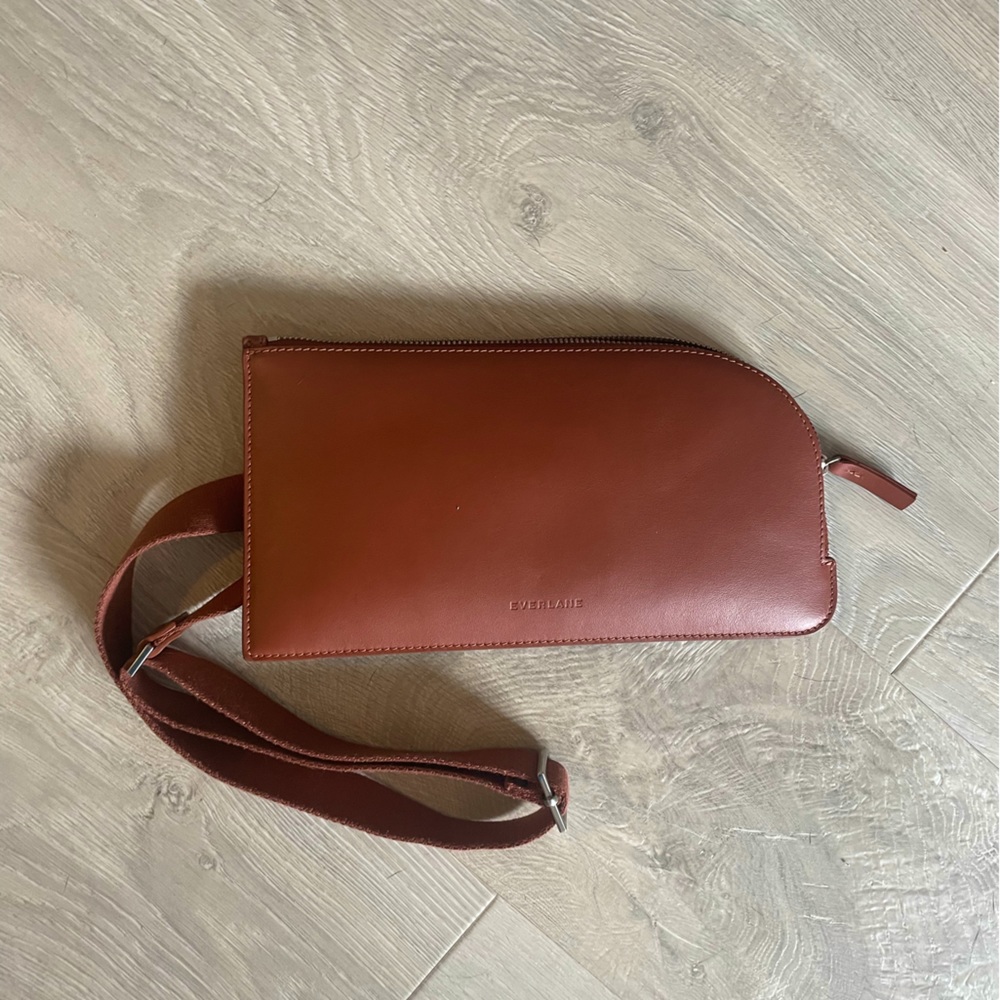 Everlane belt bag